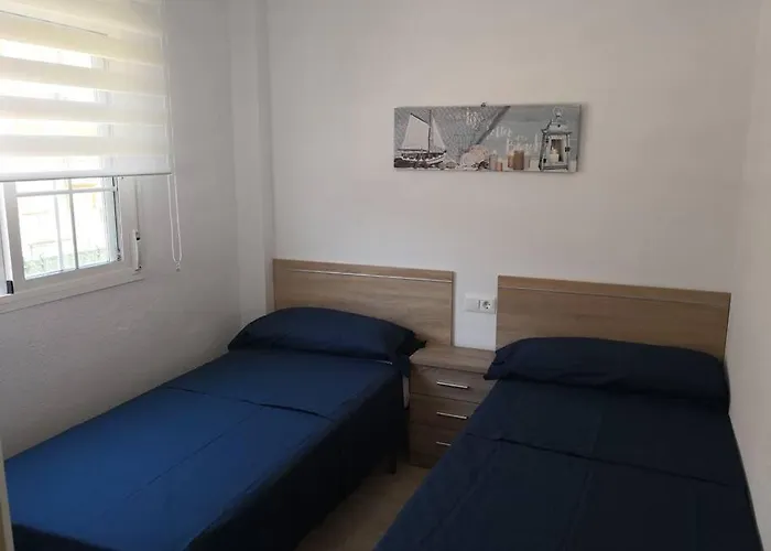 Apartamento Zona Playa En Roquetas Cerca De Bares Restaurantes Y Centro Comercial